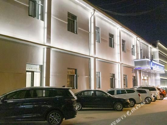Lavande Hotel (Tianjin People's Hospital Metro Station) 52/55