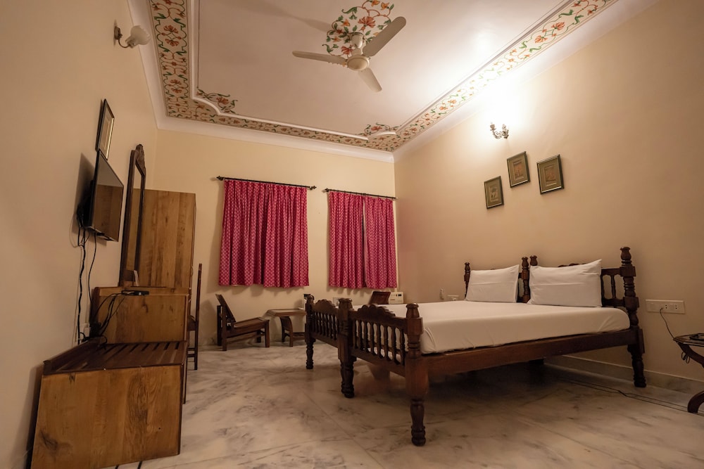 Anuraag Villa 30/65