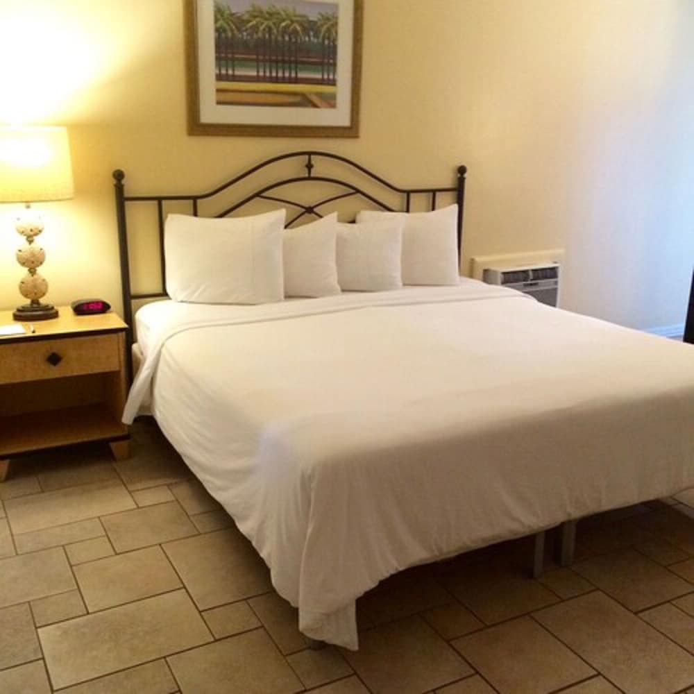 Great Escape Inn 20/75