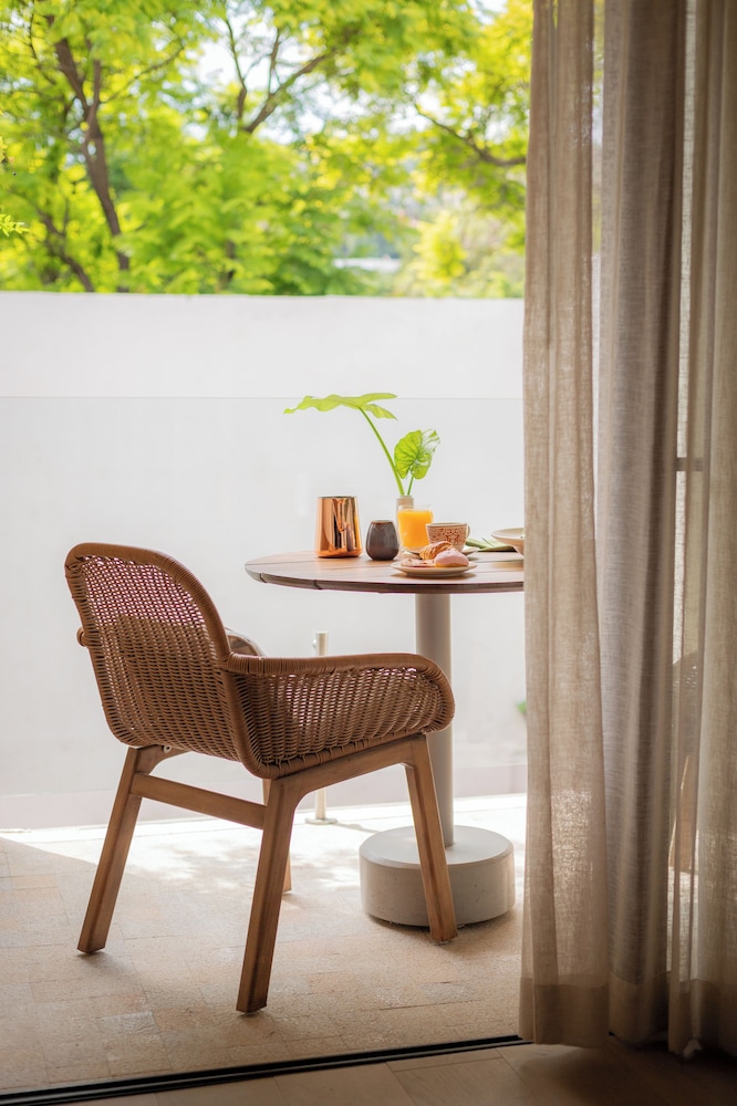 Numu Boutique Hotel 10/58