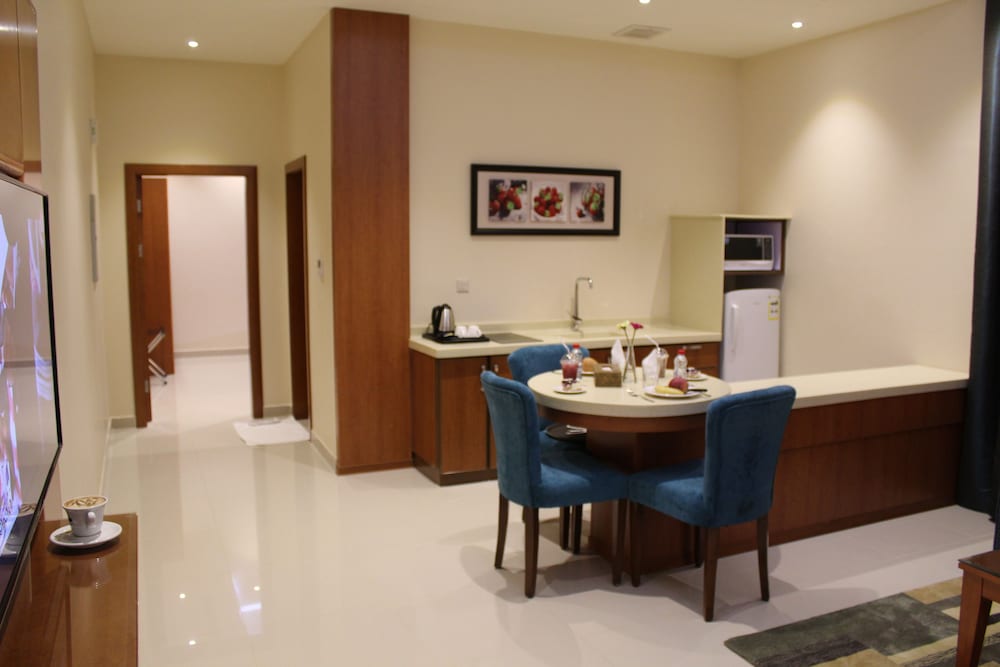 Pestana Hotel and Suites 2 42/52