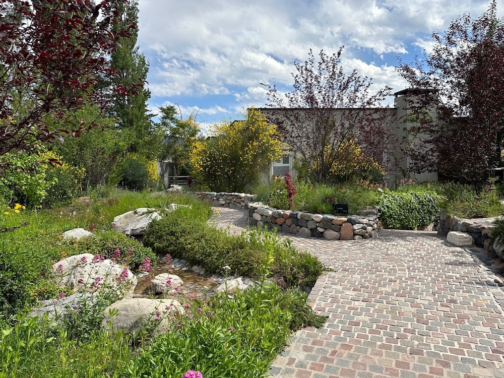 El Carmelo Mountain Lodge 46/50