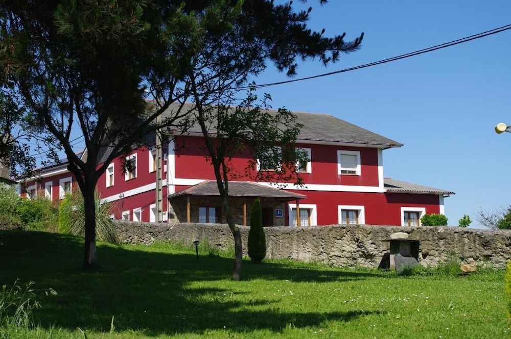 HOTEL RURAL SUQUIN 41/46