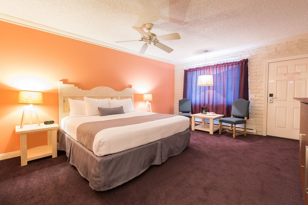 Sedona Motel 25/64