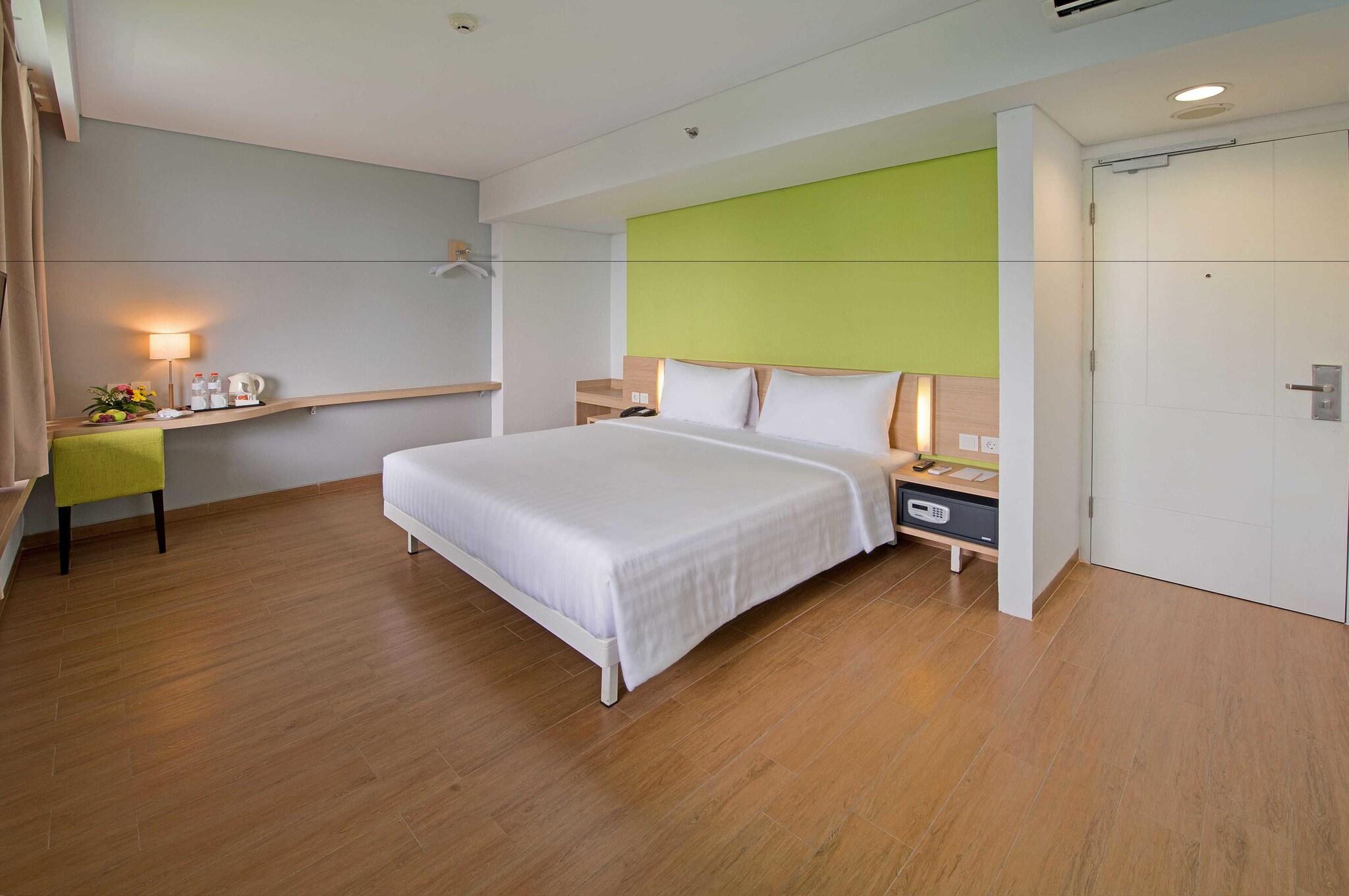 WHIZ PRIME HOTEL PAJAJARAN BOGOR 20/34
