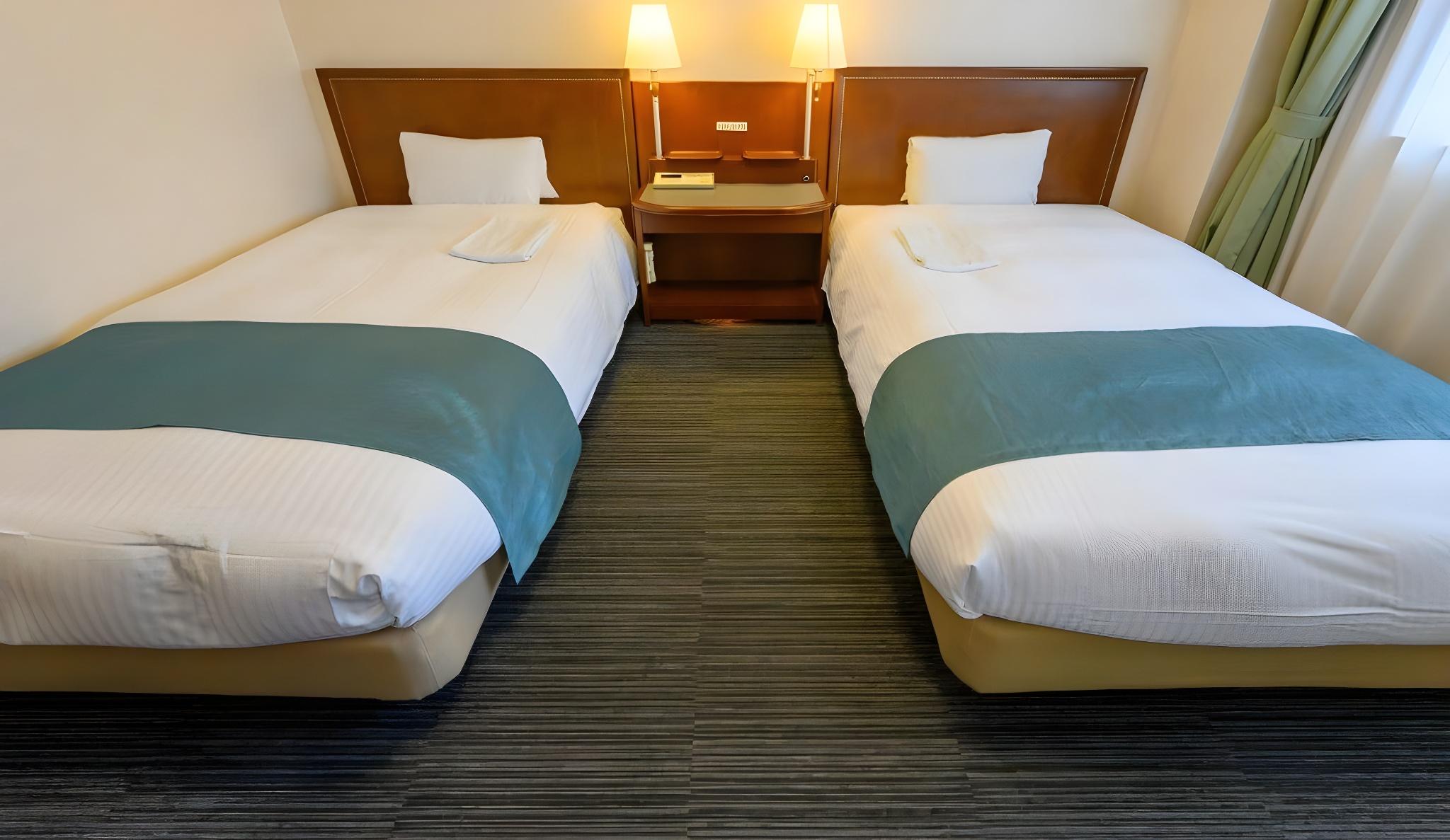 Semi Room, Universal, 2 Semi Double Beds