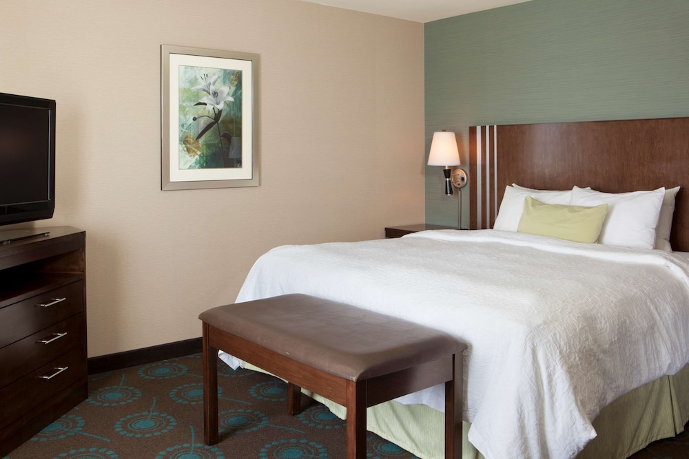 Hampton Inn & Suites Lincoln - North East I-80 14/71