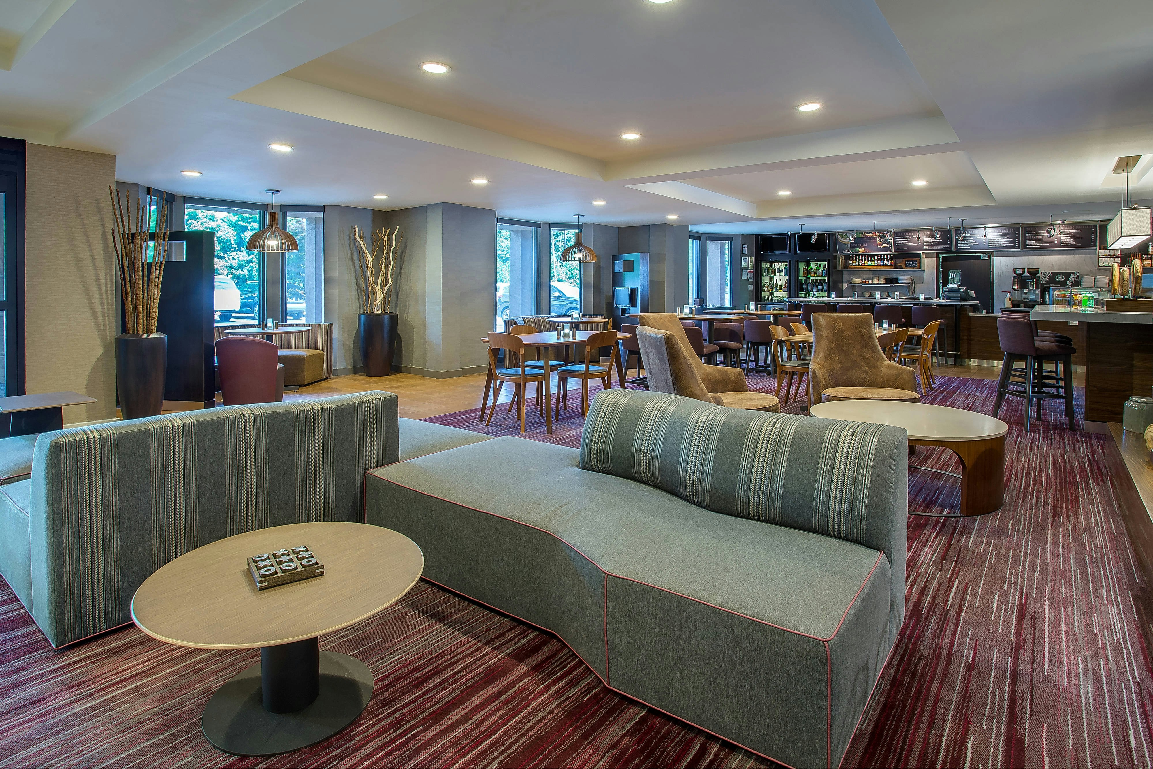 Courtyard By Marriott Knoxville Cedar Bluff 26/39