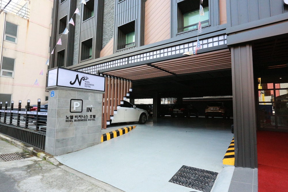 Noel Business Hotel 56/59