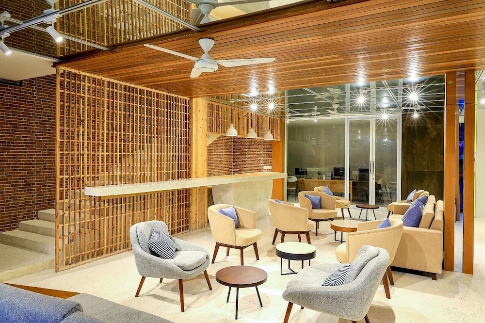 Cozy Stay Hotel 44/67