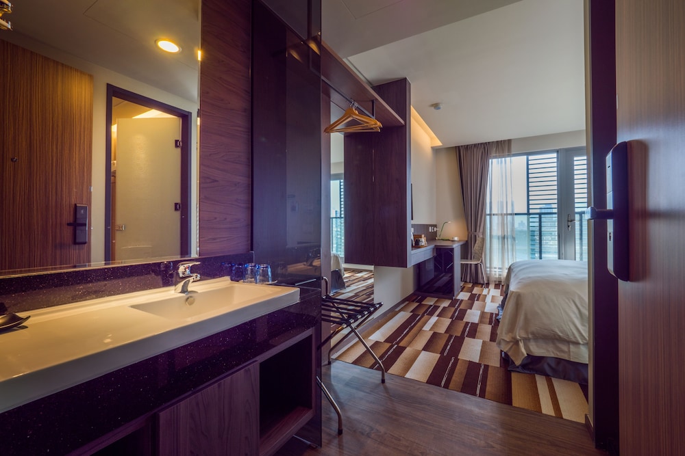Watermark Hotel Kaohsiung Main Station 45/72
