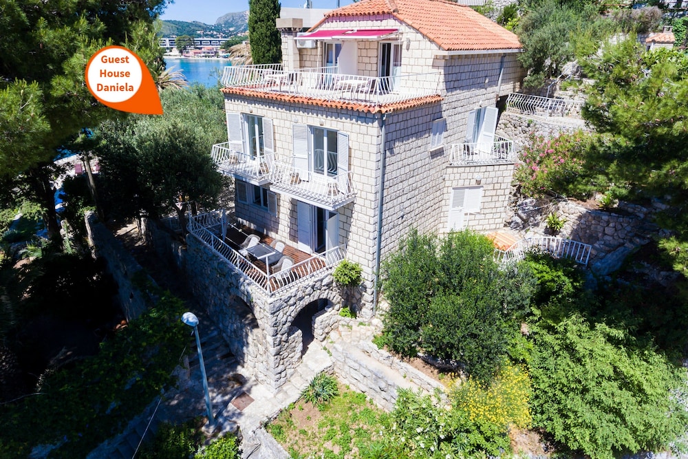 Guest House Daniela 4/49