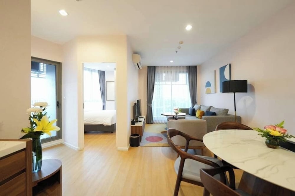 Oakwood Suites Tiwanon Bangkok 30/49