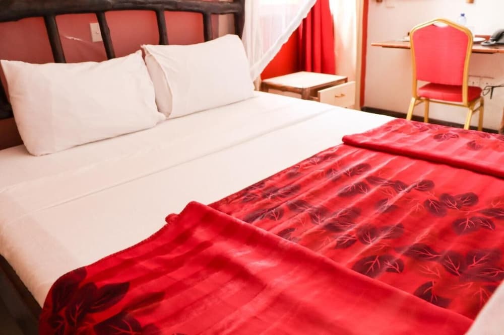 Bridge Hotel Mombasa 24/41