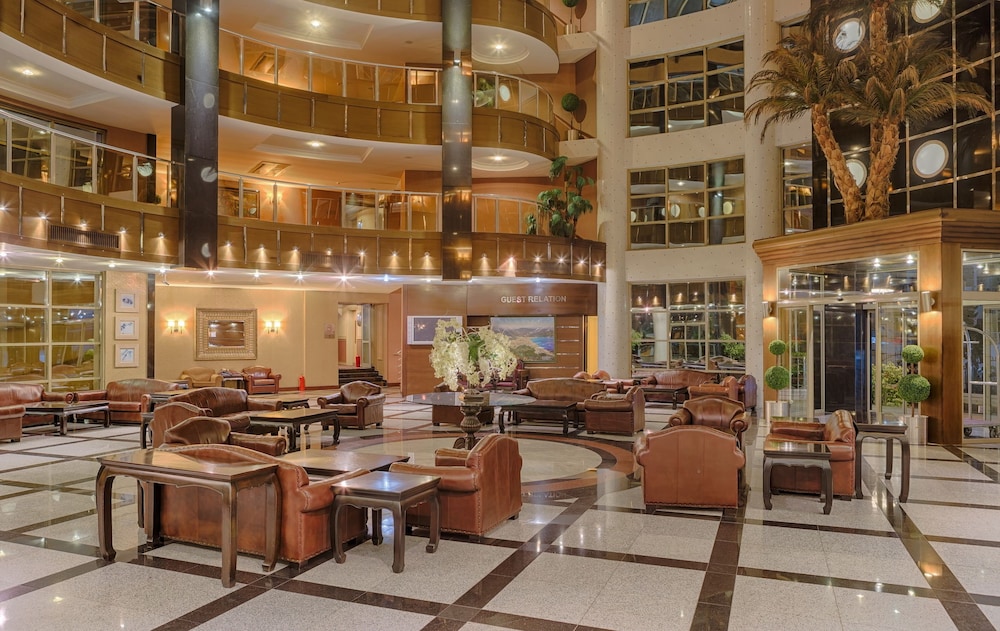 Grand Pasa Hotel 22/38