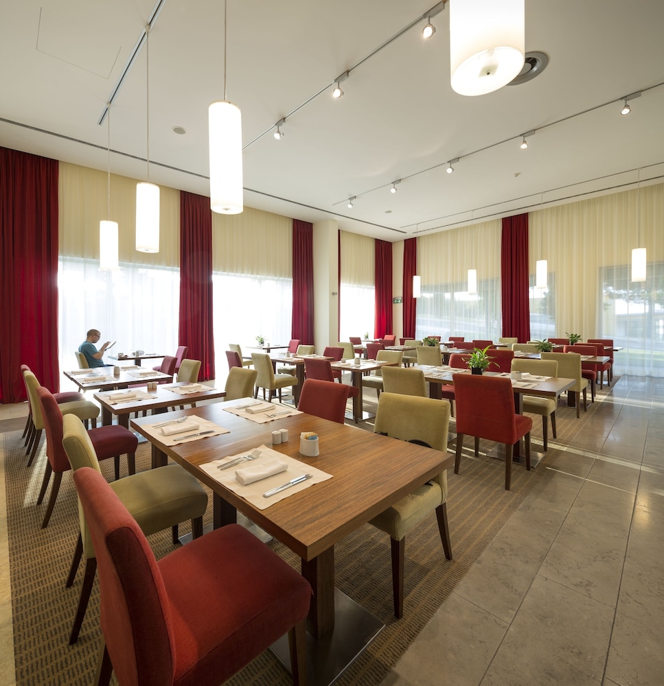 Lagoas Park Hotel 90/100