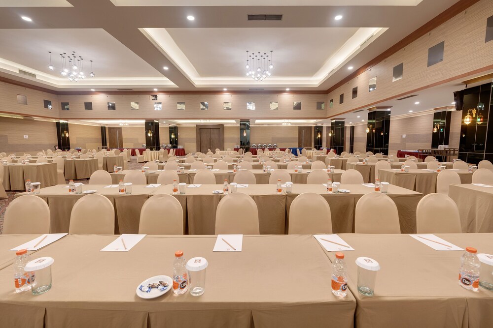 Hotel Pangeran Pekanbaru 61/66