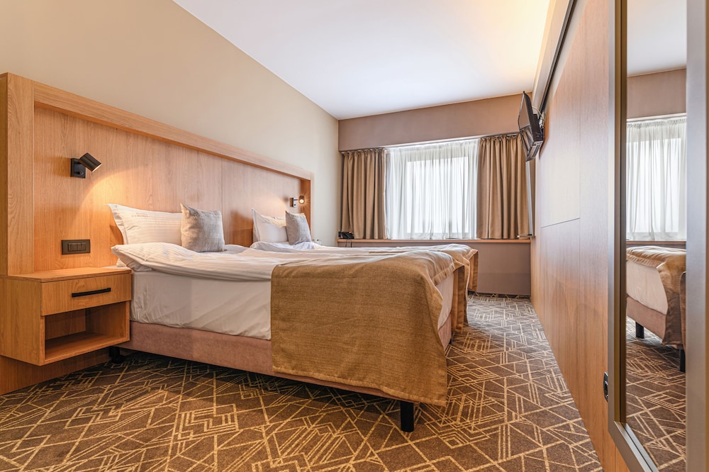 Hotel Central Pascani 20/60