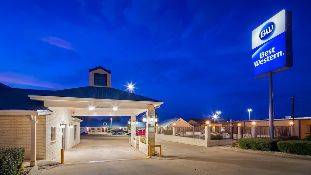 Best Western Regency Inn and Suites 5/22
