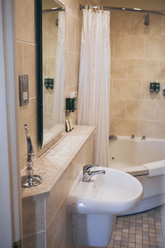 Rowton Castle Hotel 50/50
