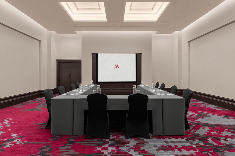 Putrajaya Marriott Hotel 63/75