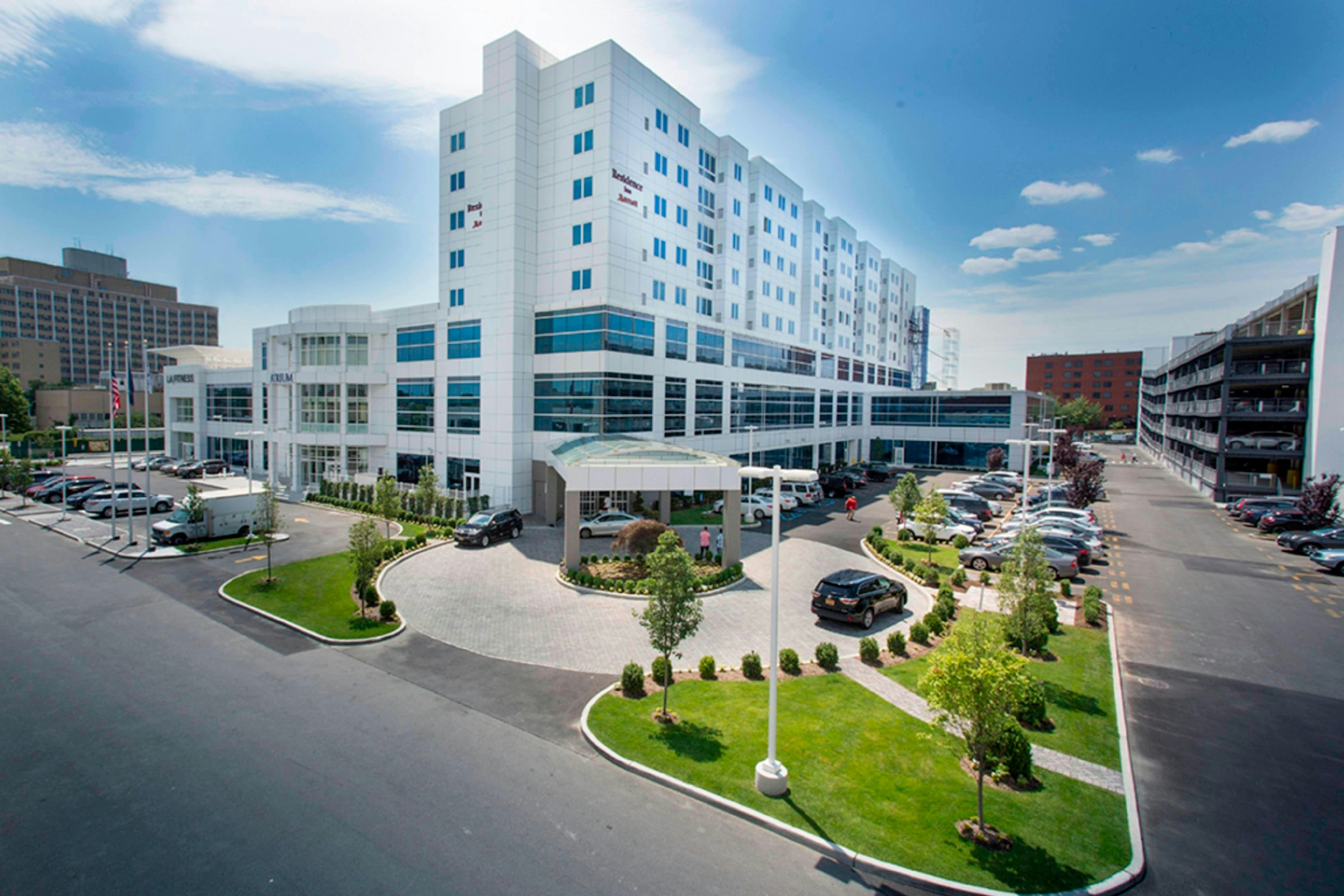 RESIDENCE INN NEW YORK THE BRONX AT METRO CENTER ATRIUM 1/1