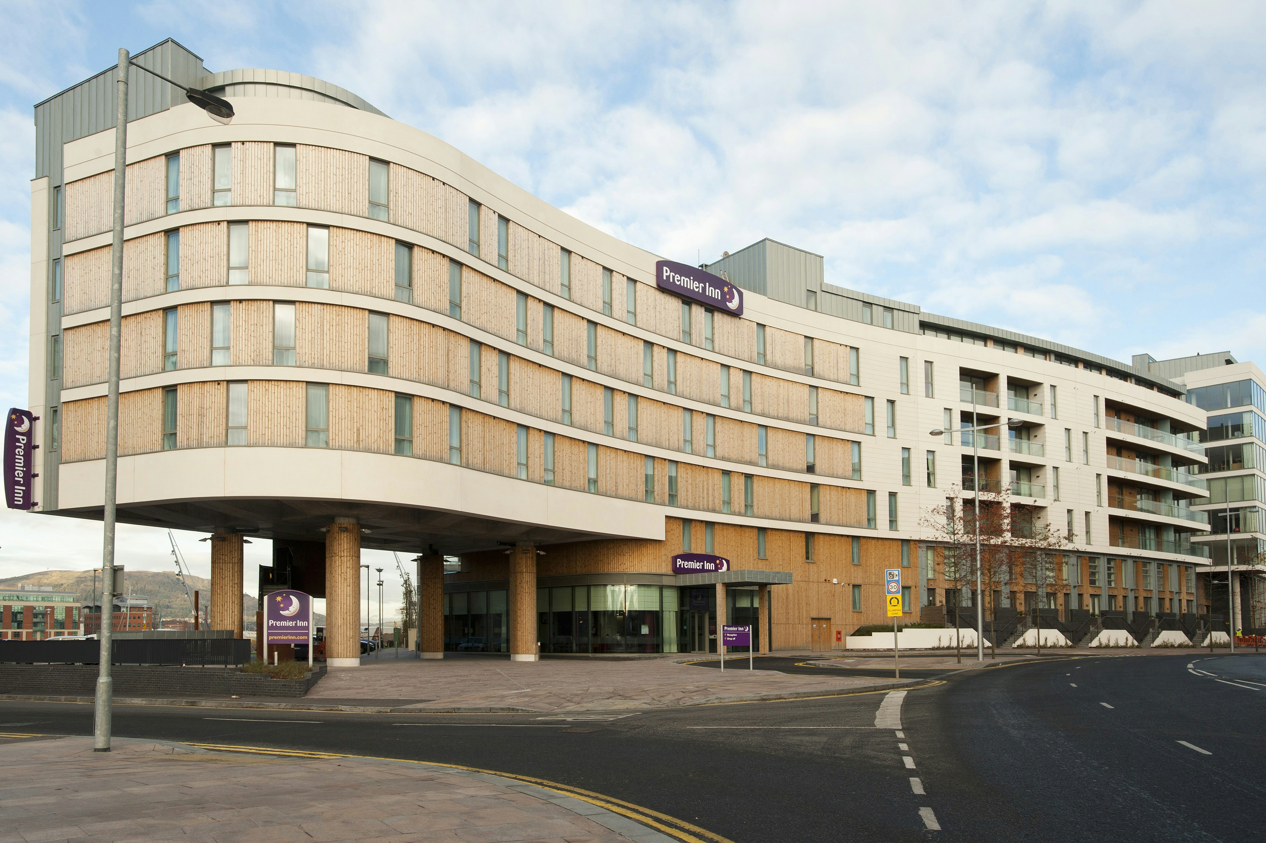 Premier Inn Belfast Titanic Quarter 22/26