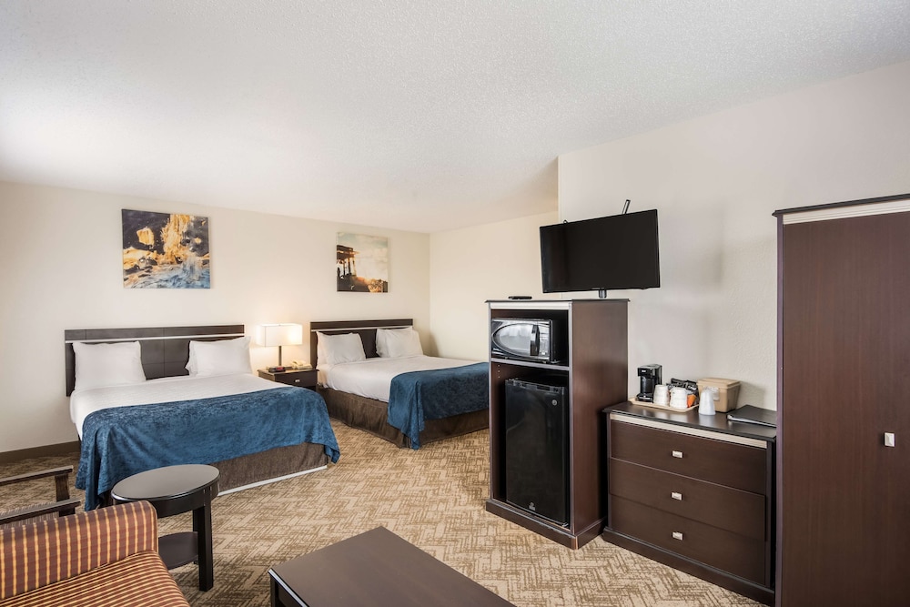 Best Western Mt Pleasant Inn 16/34