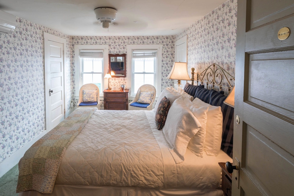 Snug Cottage 20/50