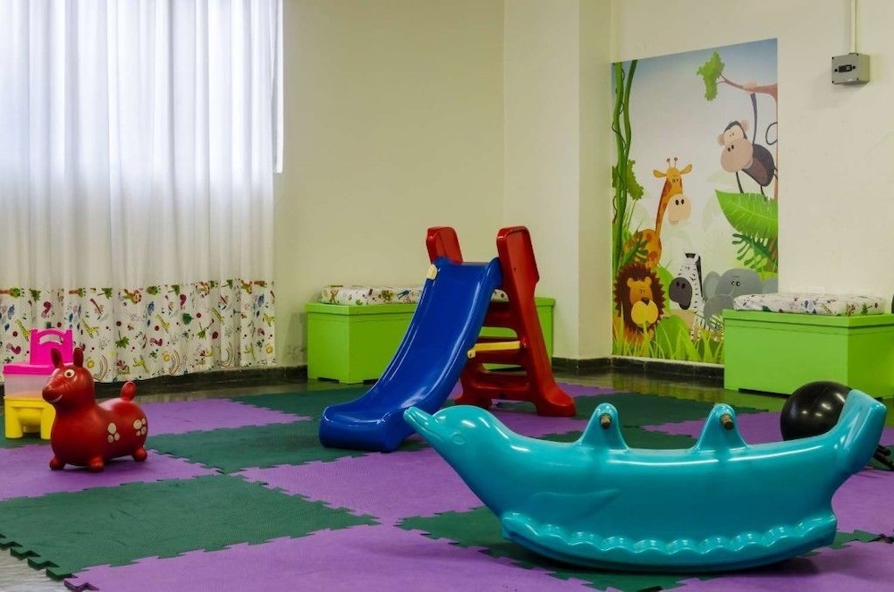 Guararema Parque Hotel 58/68