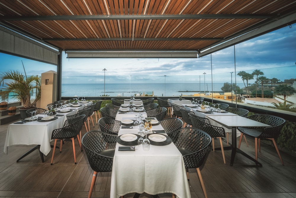 Los Olivos Beach Resort 42/60