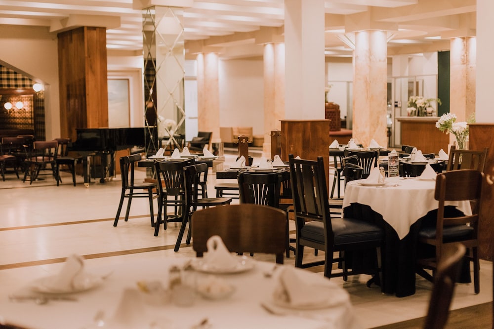 Hotel Leon 46/57