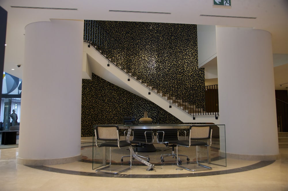 Lobby at Hotel Continental Horizonte, LUANDA