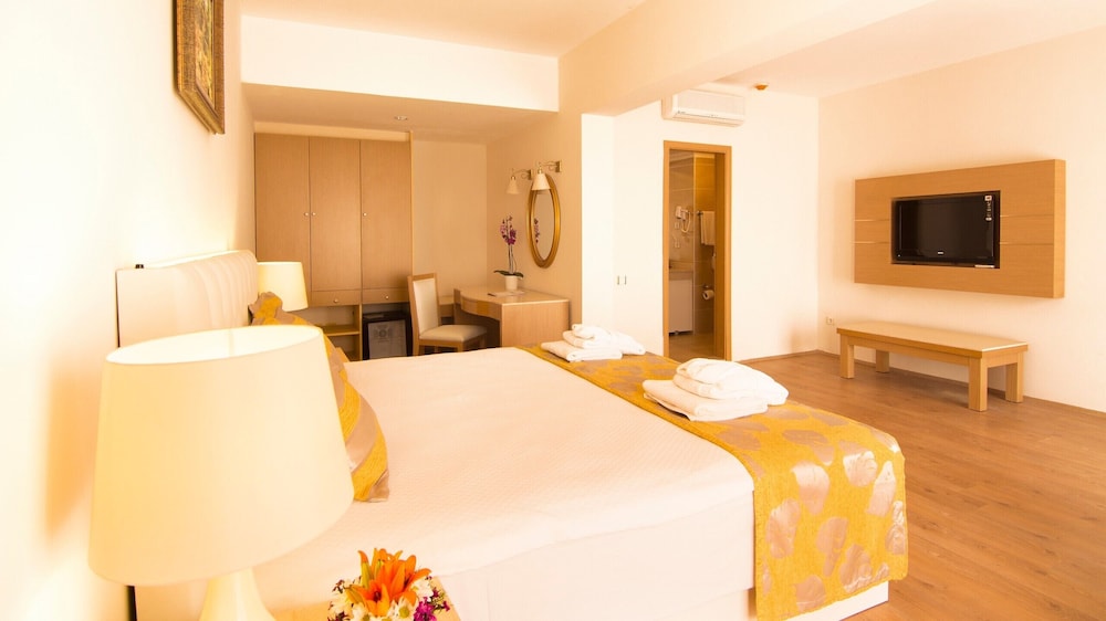 Ladonia Hotels Del Mare 21/50