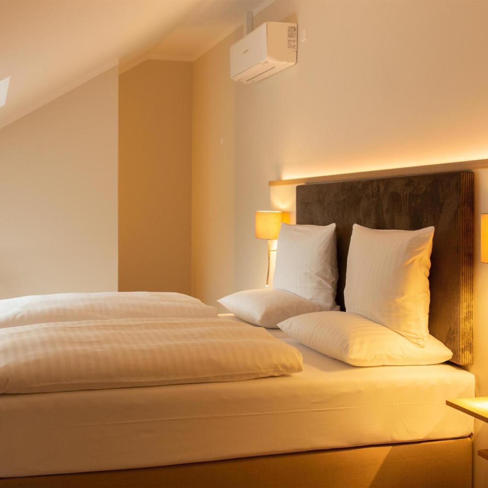 جناح سوبيريور بسرير كينج، Dorint Strandresort And Spa Ostseebad Wustrow 2/4