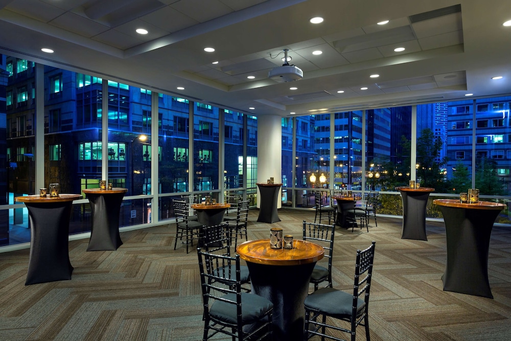 Hyatt Place Chicago Downtown - The Loop 43/63
