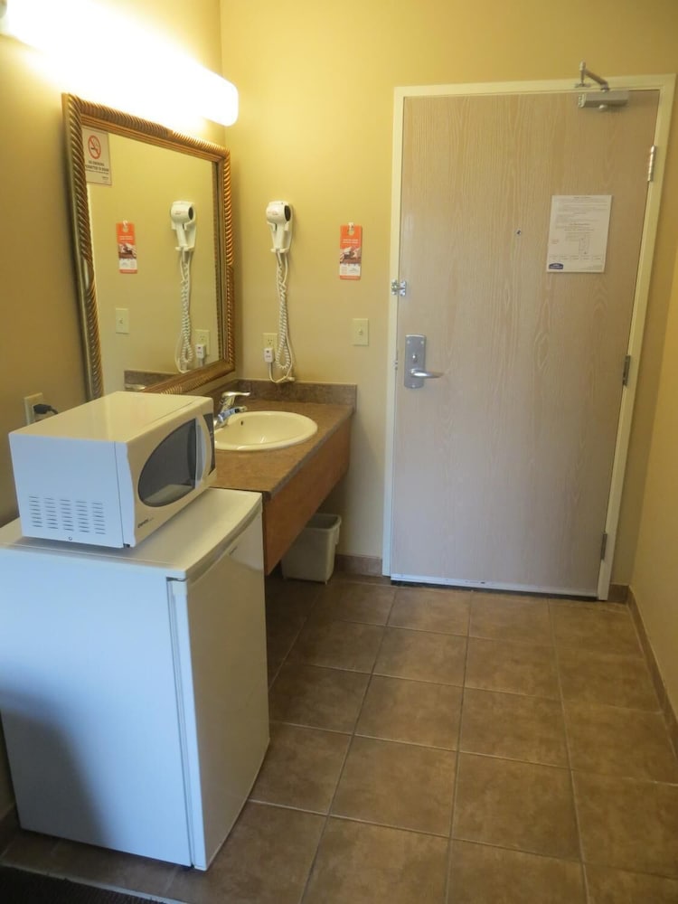 OYO 194 London Travel Inn 11/21