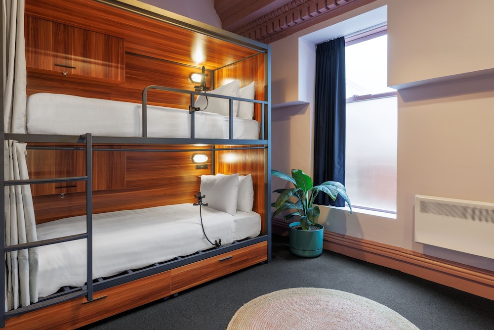 Roamer St Kilda 20/38
