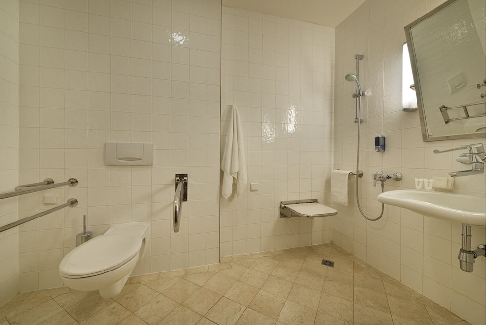 EA Hotel Julis 49/49