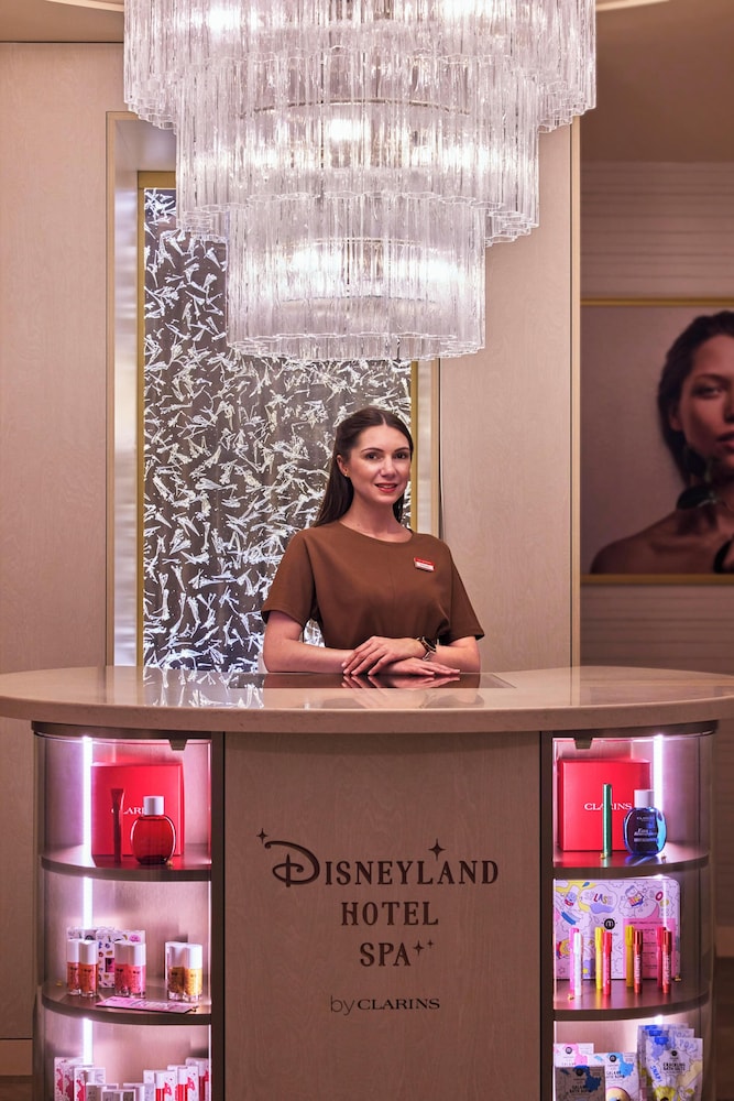 DISNEYLAND HOTEL 8/62