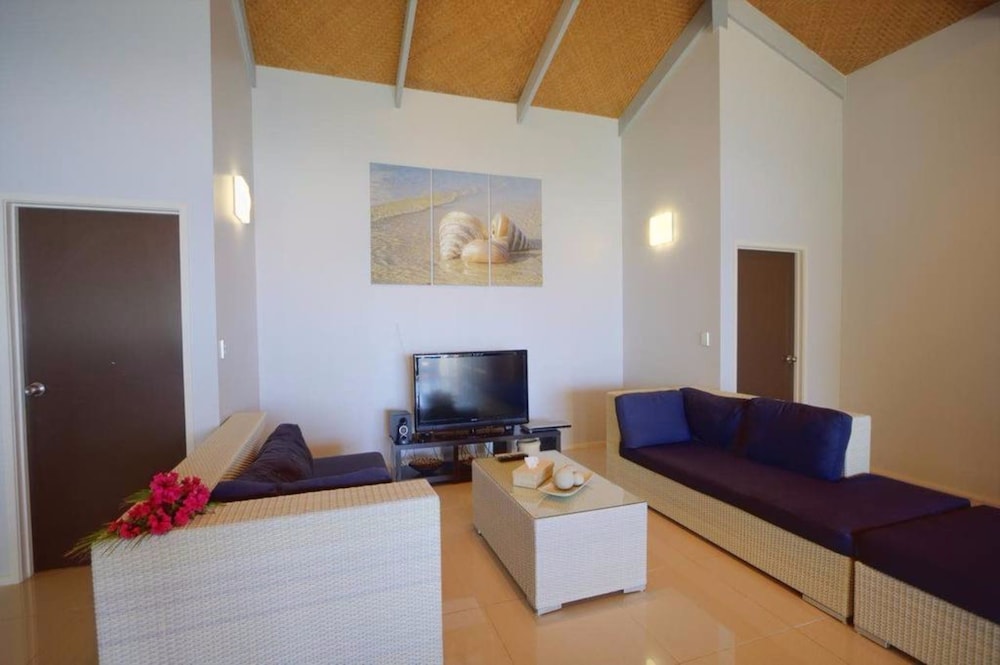 Ocean Spray Villas 6/35
