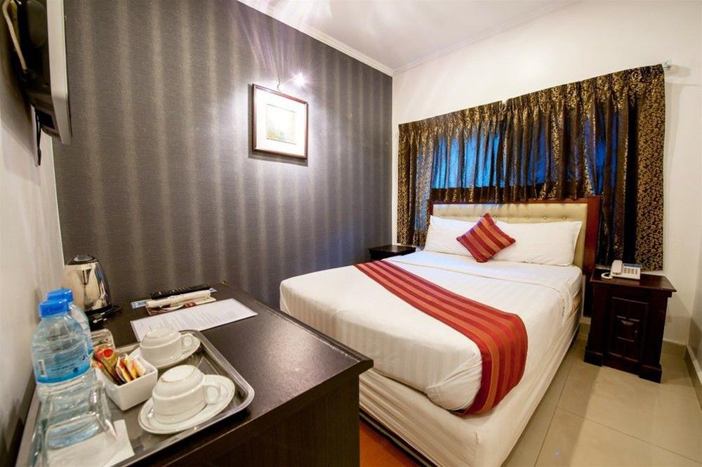 City Centre Hotel 18/35