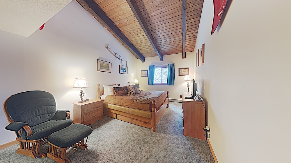 Timberline Condominiums 61/81