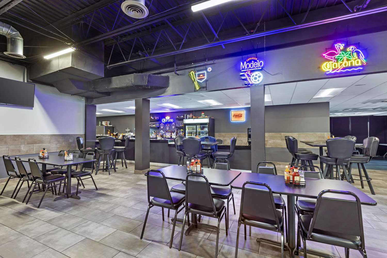 Clarion Inn Des Moines Airport 10/21