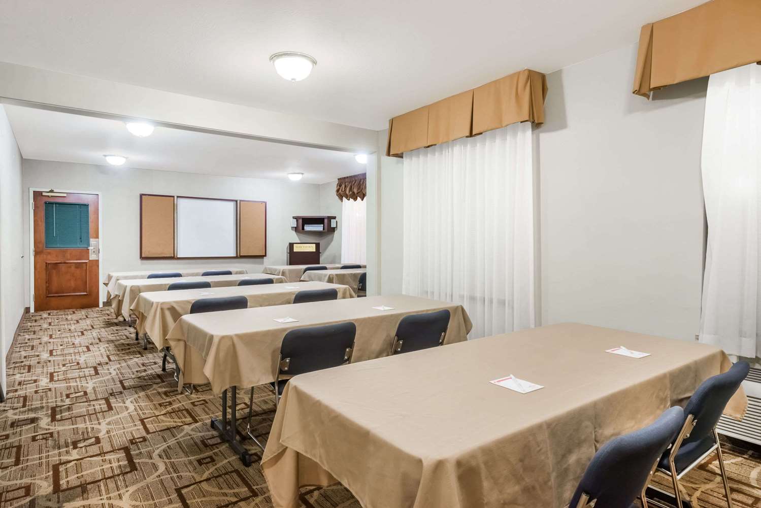 Hawthorn Suites By Wyndham Akron/Seville 21/27