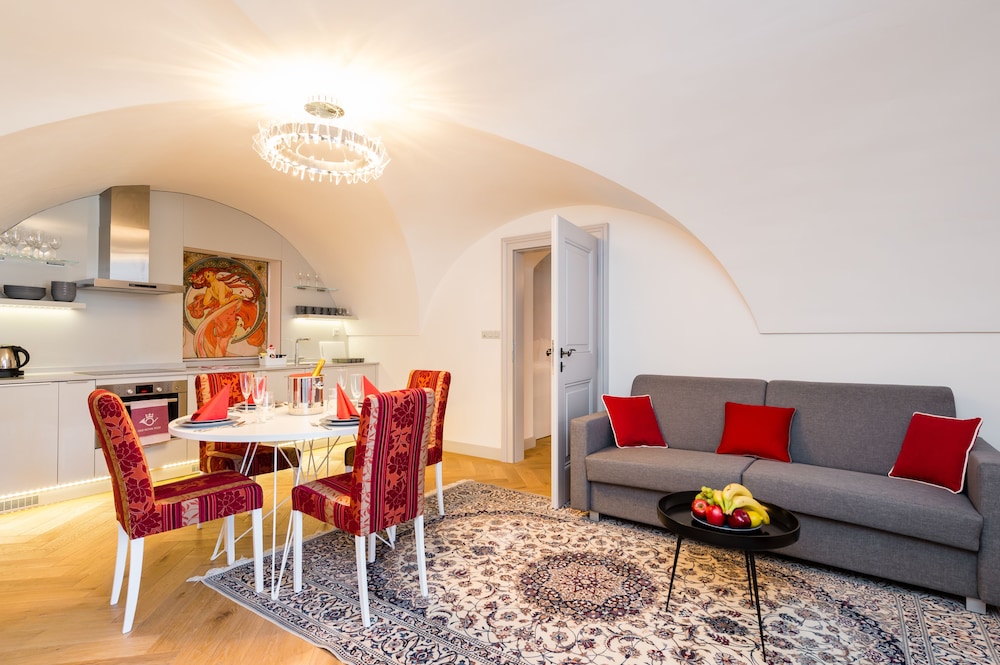 Empirent Apartments Prague Castle 30/50