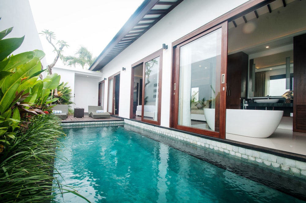 Anari Villas Kuta 64/65
