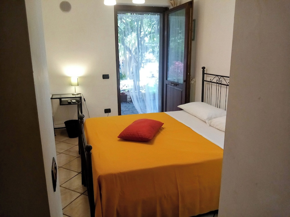 BASIC, DOUBLE BED