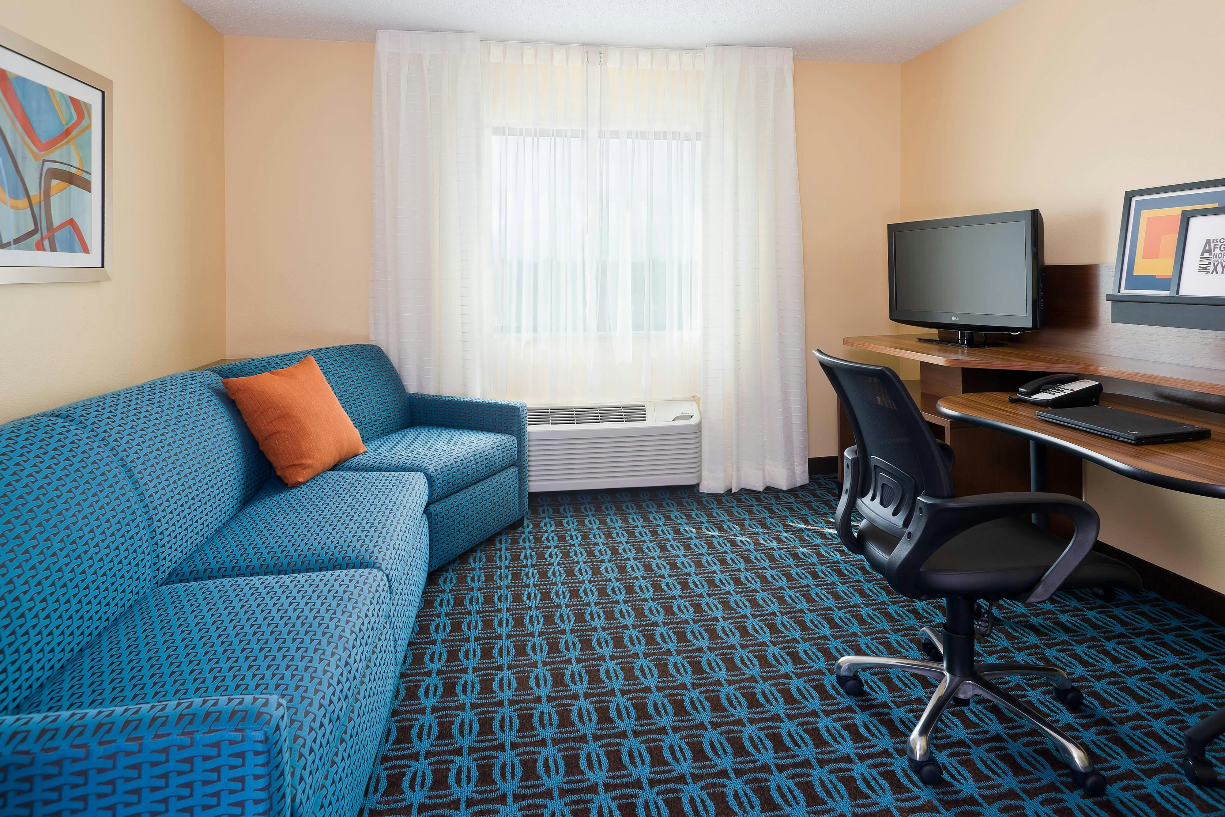 Fairfield Inn & Suites Findlay 25/29