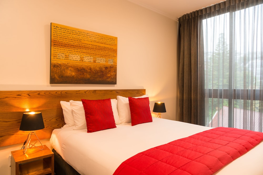 Boulcott Suites 13/70